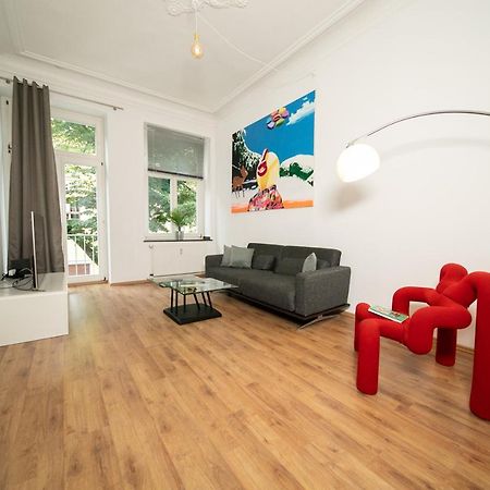 White 60 Qm Apartment - Zentral - Balkon - Messe Düsseldorf Exterior foto